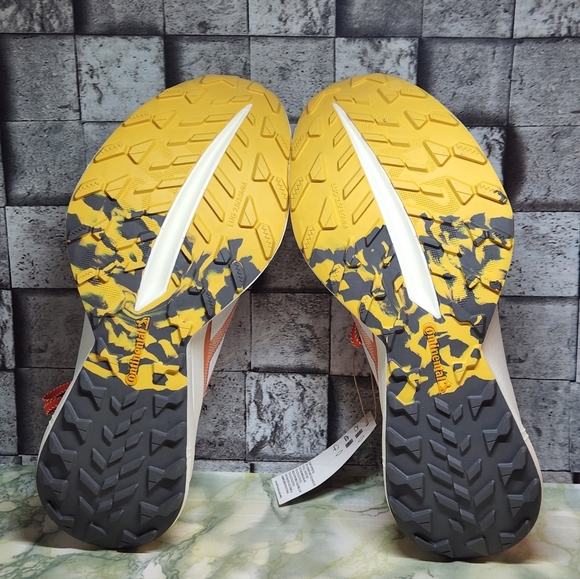Women's Adidas Terrex Agravic Speed Ultra Amber Tint Spark Size 9.5 - Picture 12 of 12